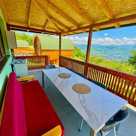 Nedzad Barrel Κάμπινγκ *